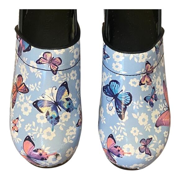 Sanita Professional Clogs EU size 35 US 4 Blue Leather Butterfly Floral Work - Picture 5 of 16